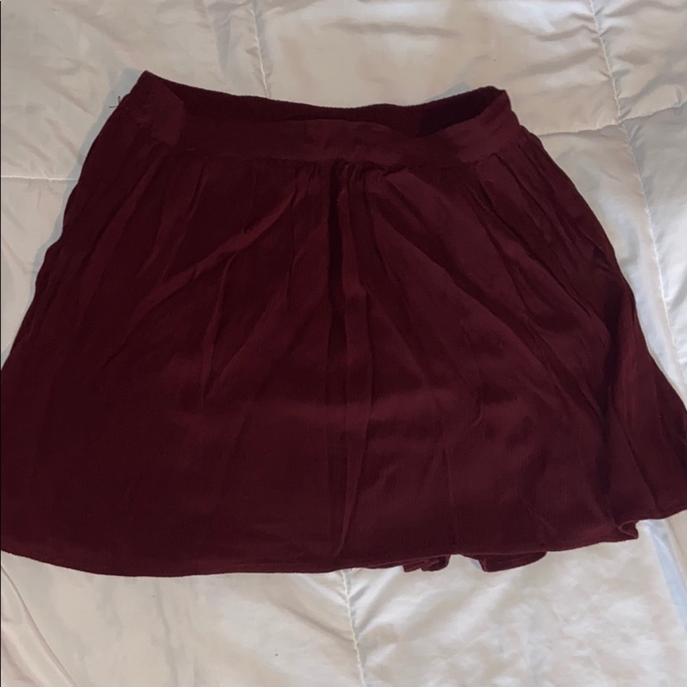 F21 maroon mini skirt